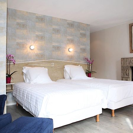 Hotel Le Roncevaux โป ภายนอก รูปภาพ